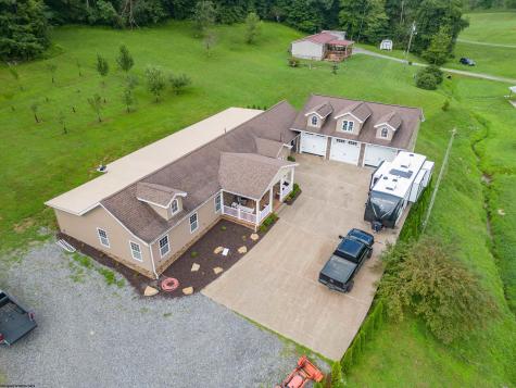 857 Gawthrop Road Grafton WV 26354