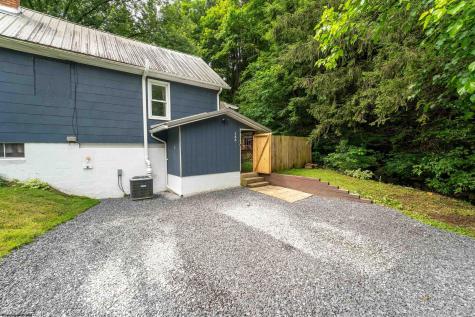 388 E Grafton Road Fairmont WV 26554