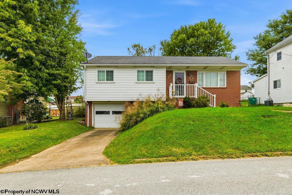 214 Cherry Street Bridgeport WV 26330