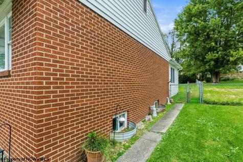 214 Cherry Street Bridgeport WV 26330