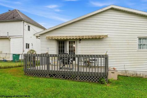214 Cherry Street Bridgeport WV 26330