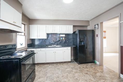208 Jefferson Street Mannington WV 26582
