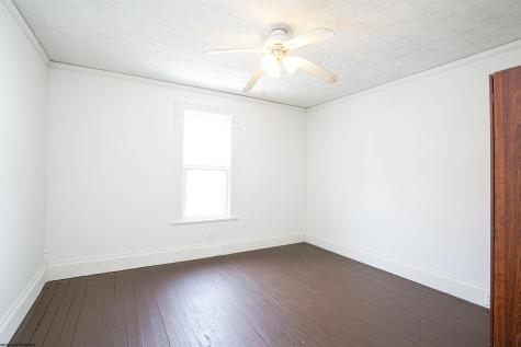 208 Jefferson Street Mannington WV 26582