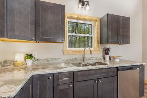 280 Bluebird Drive Terra Alta WV 26764