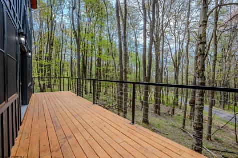 280 Bluebird Drive Terra Alta WV 26764