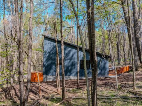 280 Bluebird Drive Terra Alta WV 26764