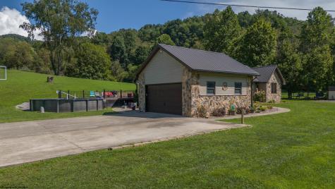 790 Grass Run Road Weston WV 26452