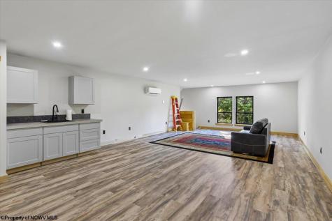 183 Venice Place Davis WV 26260
