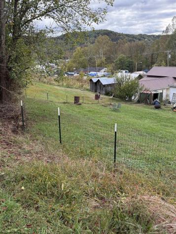 739 Us 19 Highway Weston WV 26452