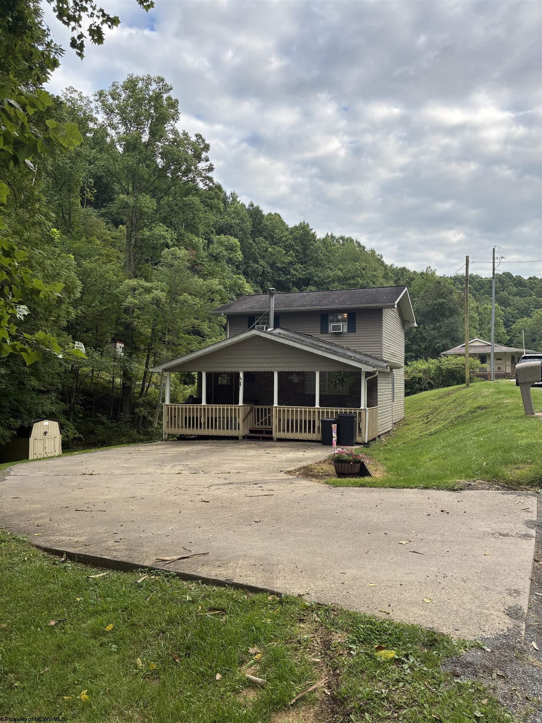 338 Mt Harmony Road Fairmont WV 26554