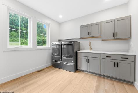 201 Farm Brook Lane Morgantown WV 26508