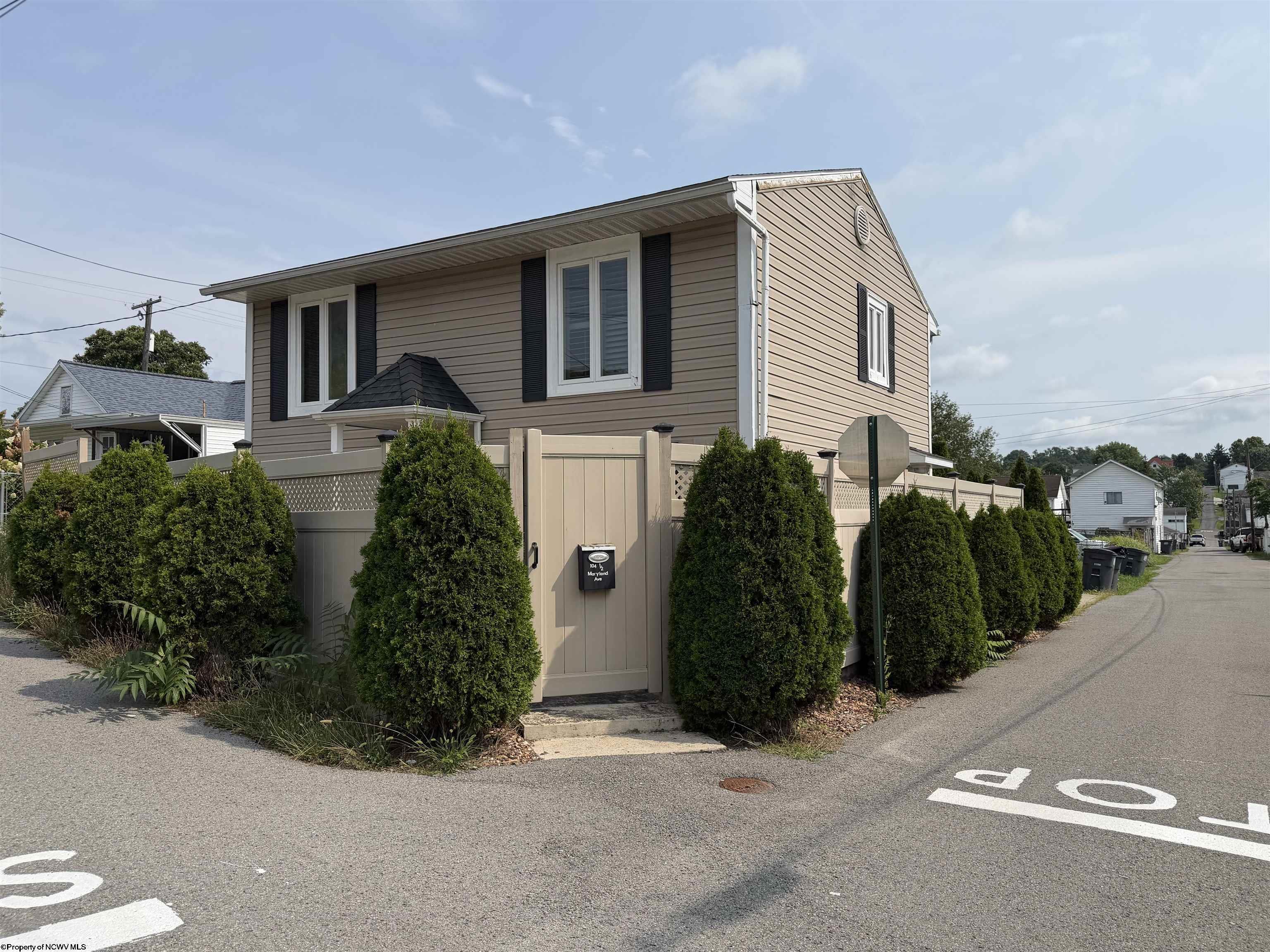 104 Maryland Avenue Clarksburg WV 26301
