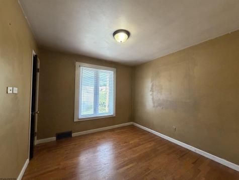 104 Maryland Avenue Clarksburg WV 26301