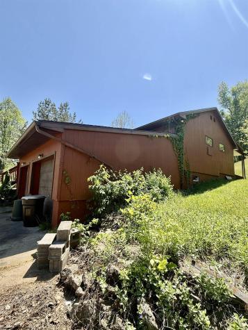 1463 Jarvisville Road Salem WV 26426