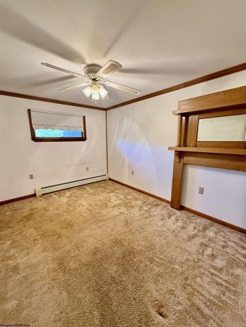 1463 Jarvisville Road Salem WV 26426