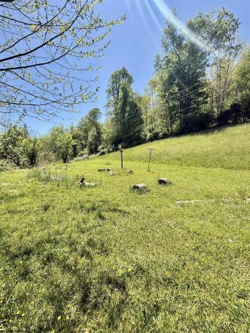 1463 Jarvisville Road Salem WV 26426