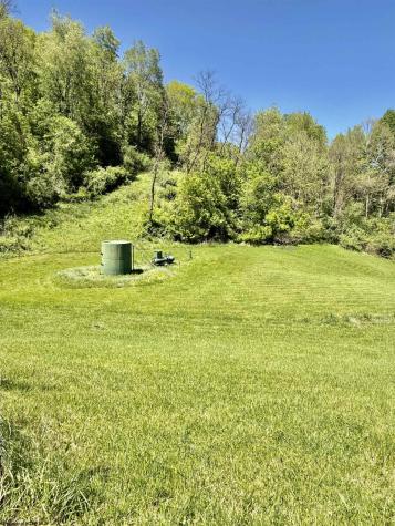 1463 Jarvisville Road Salem WV 26426