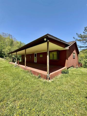 1463 Jarvisville Road Salem WV 26426