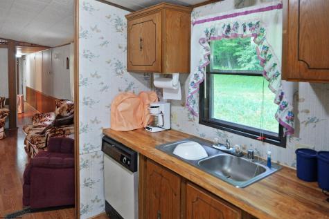193 Deerwood Lane Terra Alta WV 26764