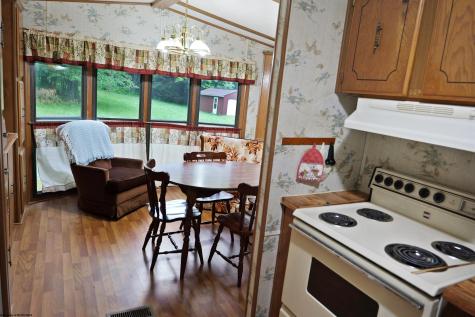 193 Deerwood Lane Terra Alta WV 26764