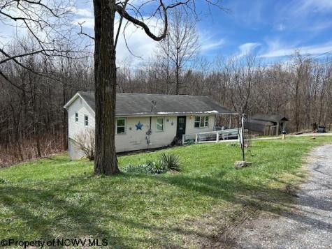 2792 Old Elkins Road Buckhannon WV 26201
