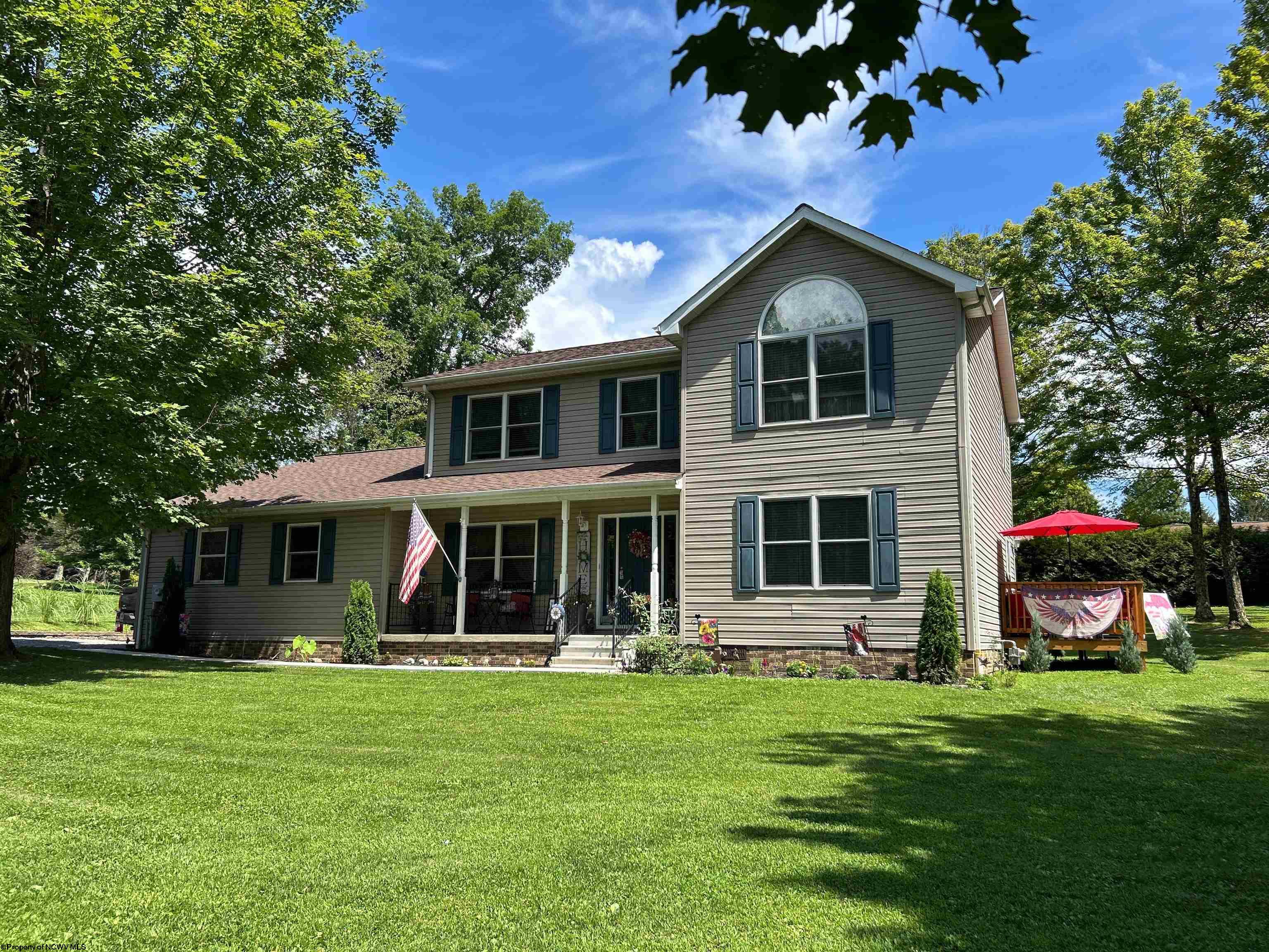 250 Deerfield Circle Kingwood WV 26537