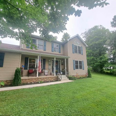 250 Deerfield Circle Kingwood WV 26537