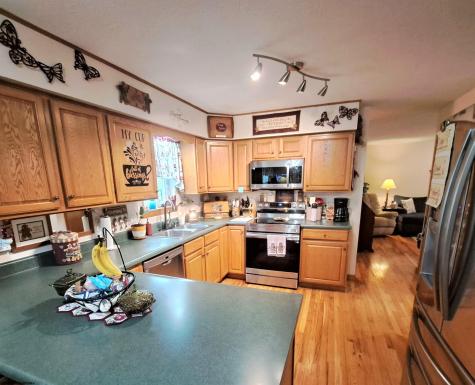 250 Deerfield Circle Kingwood WV 26537
