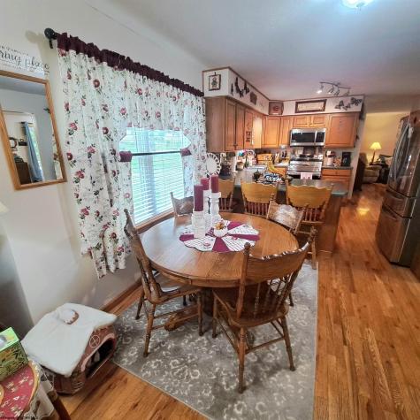 250 Deerfield Circle Kingwood WV 26537
