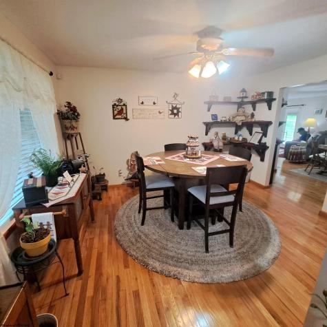 250 Deerfield Circle Kingwood WV 26537