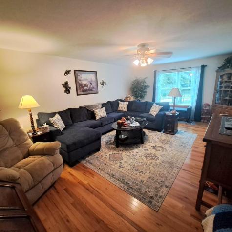 250 Deerfield Circle Kingwood WV 26537