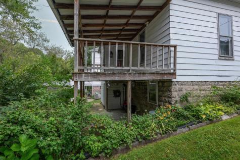 977 Washburn Street Clarksburg WV 26301