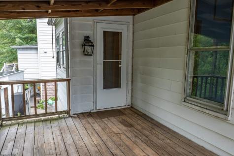 977 Washburn Street Clarksburg WV 26301