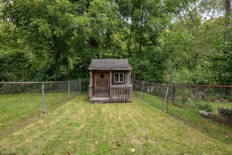 977 Washburn Street Clarksburg WV 26301