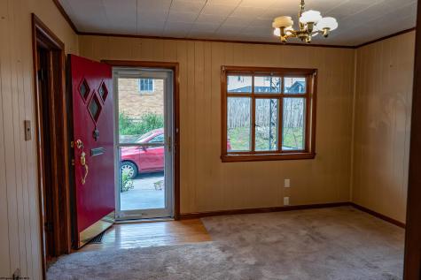 977 Washburn Street Clarksburg WV 26301