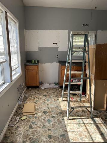 2589 Philippi Pike Anmoore WV 26323