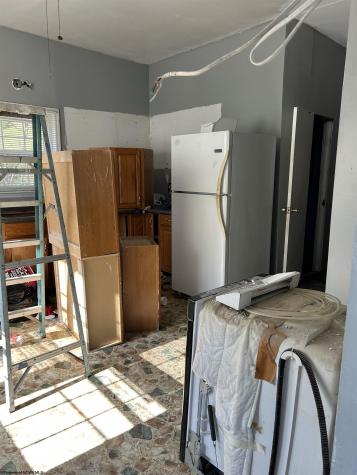 2589 Philippi Pike Anmoore WV 26323