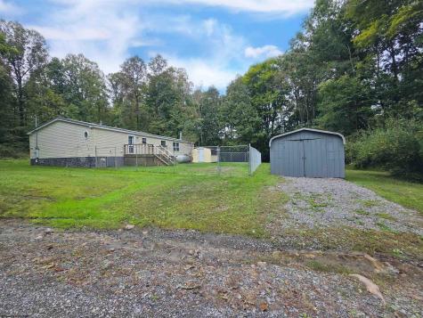 5543 Calvert Shaver Road Terra Alta WV 26764