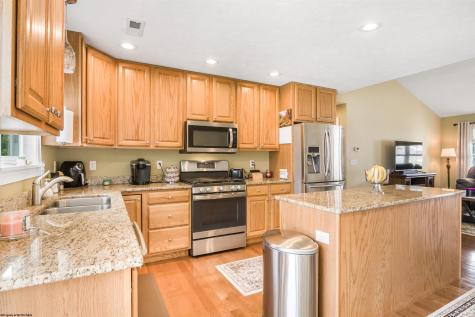 2 Amber Ridge Morgantown WV 26508