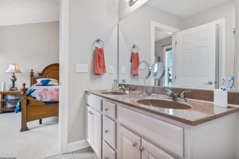 2 Amber Ridge Morgantown WV 26508