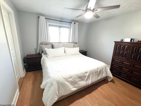 129 Bakers Drive Morgantown WV 26505