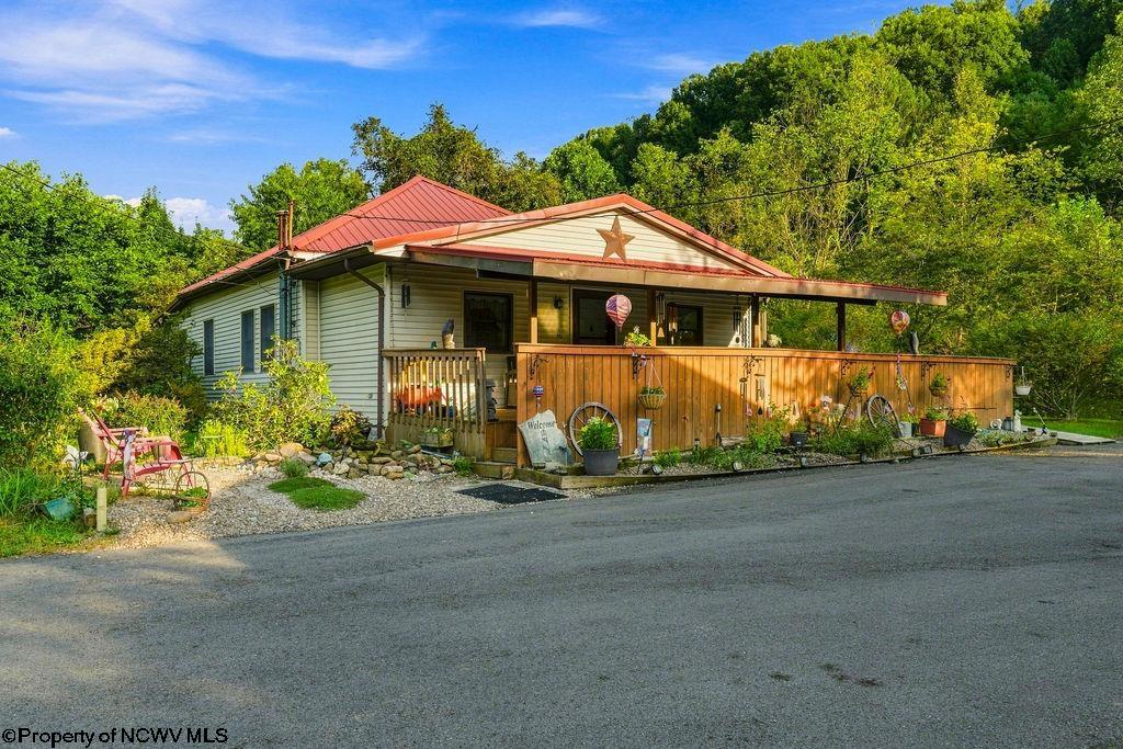 241 Maken Road Salem WV 26426
