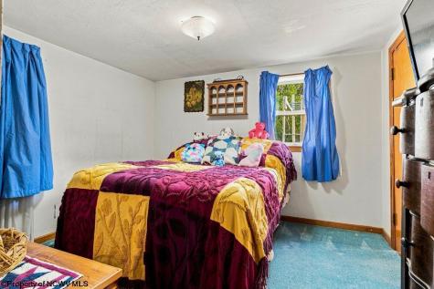 241 Maken Road Salem WV 26426