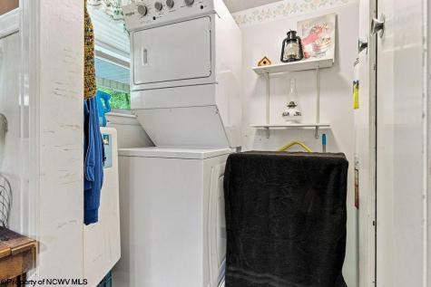 241 Maken Road Salem WV 26426