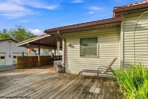 241 Maken Road Salem WV 26426