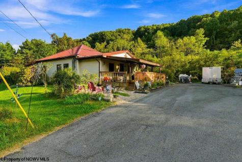 241 Maken Road Salem WV 26426