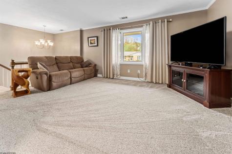 20 Meadow Brooke Drive Morgantown WV 26508