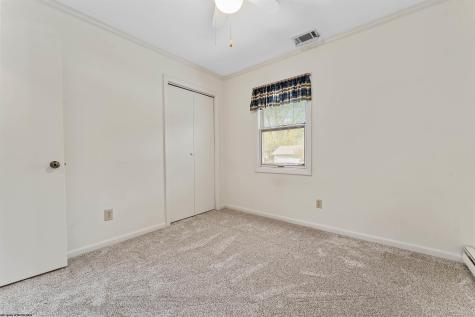 20 Meadow Brooke Drive Morgantown WV 26508