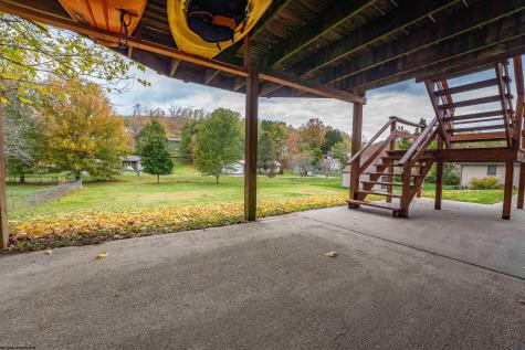 20 Meadow Brooke Drive Morgantown WV 26508