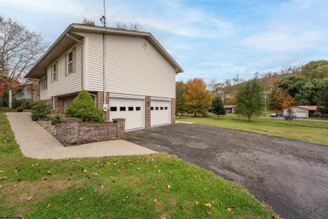 20 Meadow Brooke Drive Morgantown WV 26508